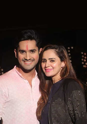 Mandar Jadhav & Mitika Jadhav